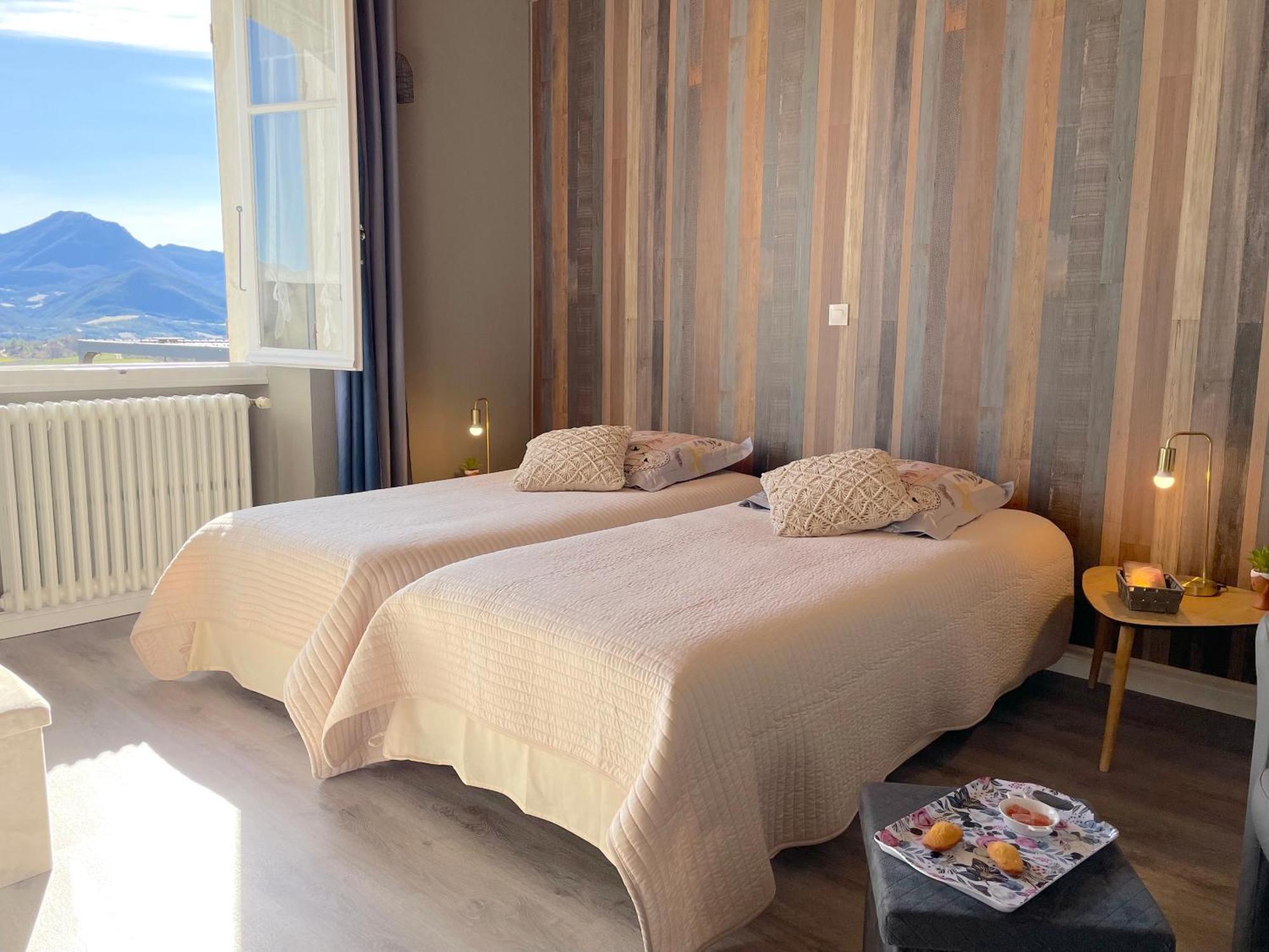 Atypique Detour Bed & Breakfast Rosans Exterior photo