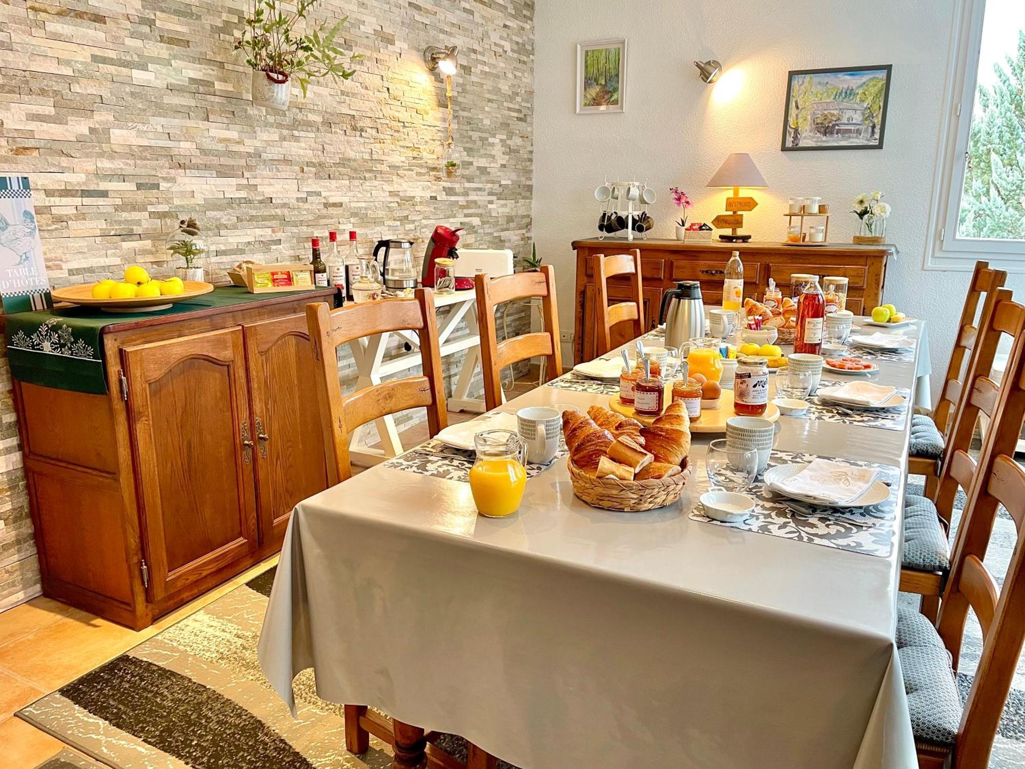 Atypique Detour Bed & Breakfast Rosans Exterior photo